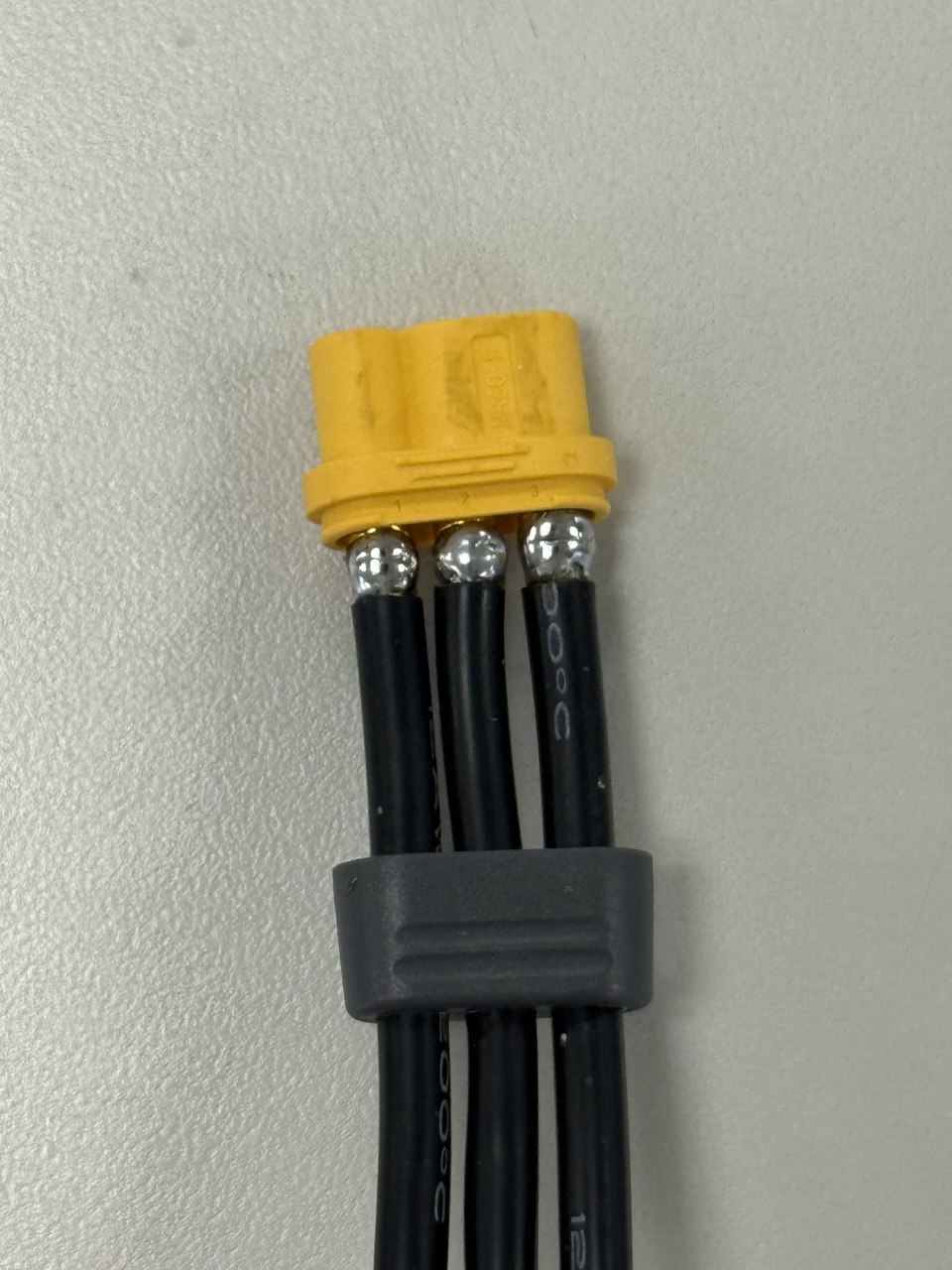 VESC three-phrase connector